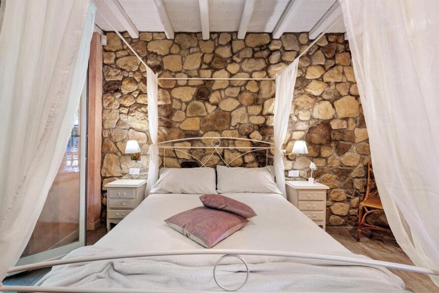 La Rocca Maison De Charme Монелья Екстер'єр фото